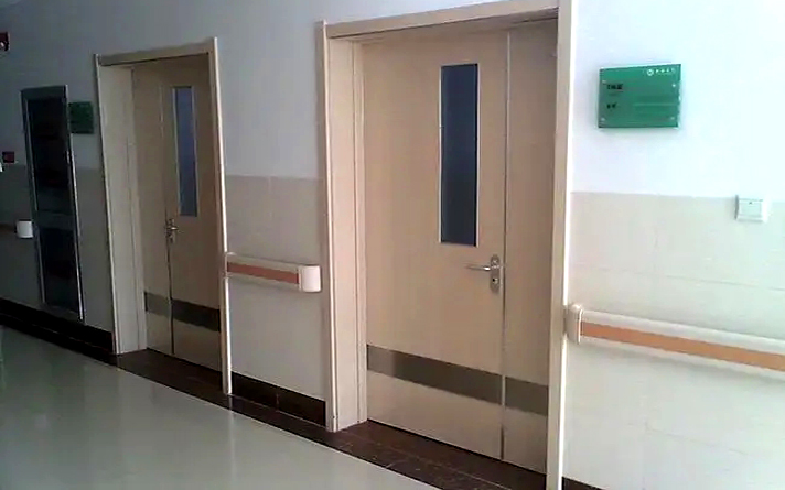 北大深圳醫(yī)院?jiǎn)⒂蒙钌情T(mén)診部手術(shù)室近一年門(mén)診量比初期翻3倍